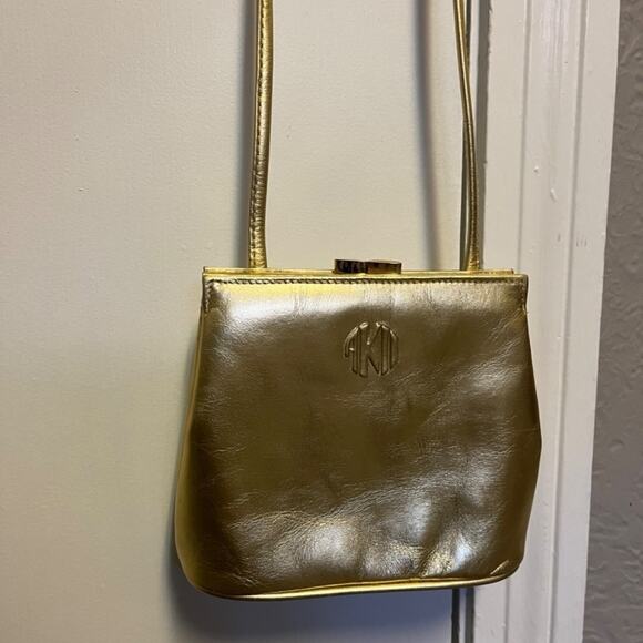 5/$100 Vintage Anne Klein Gold Genuine Leather Mini Evening Bag 2 - Picture 3 of 12